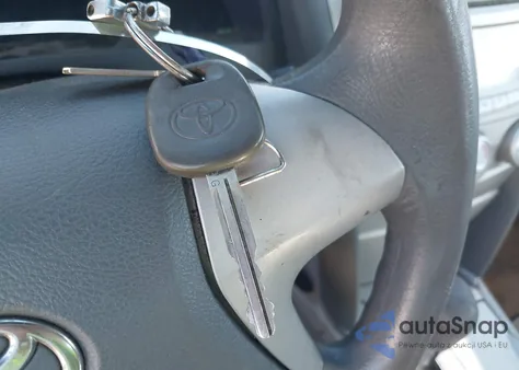 2011 Toyota Camry Le z USA, uszkodzony, nr VIN 4T4BF3EKXBR147149